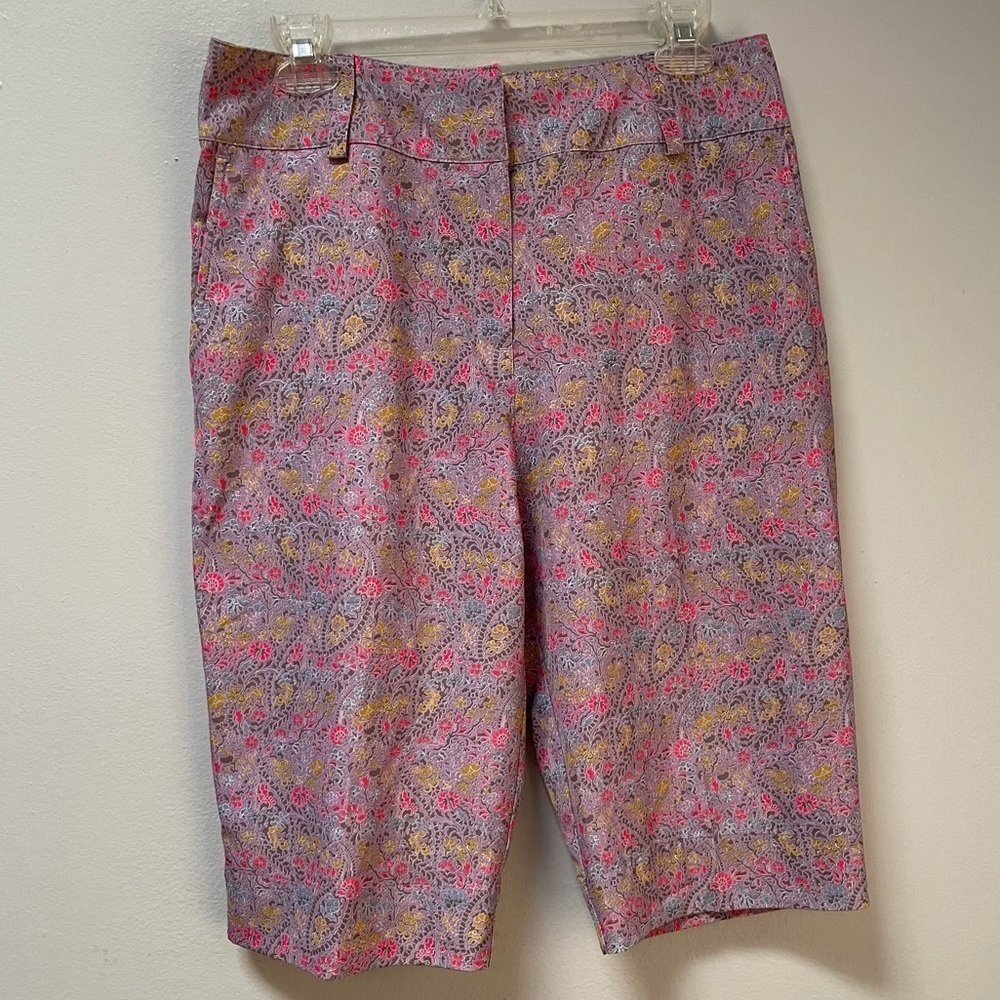 Women’s Nike Golf floral paisley print Bermuda shorts